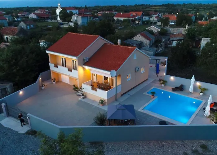 Vila Delmonicos Zadarvillas