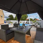 Delmonicos Zadarvillas 빌라